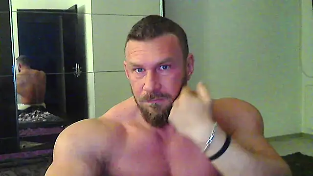 muscularkevin online show from 4, 5, 2026