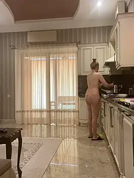 Amazoniiaa online show from 19, 2, 2025