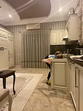 Amazoniiaa online show from 21, 2, 2025