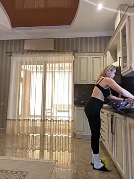 Amazoniiaa online show from 24, 2, 2025