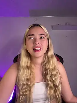 Snapshot of Irisweet_ chatting on 9, 2, 2025 Irisweet online show from 9, 2, 2025