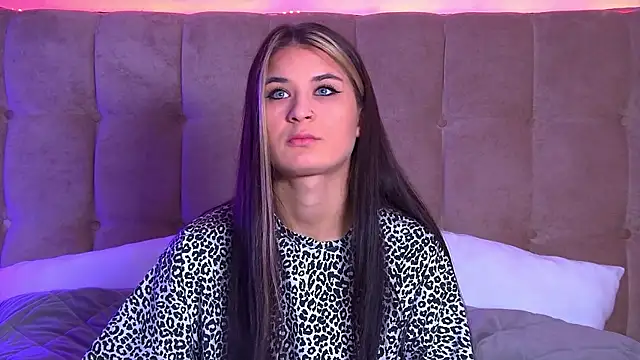 RachelSimpson online show from 20, 2, 2025