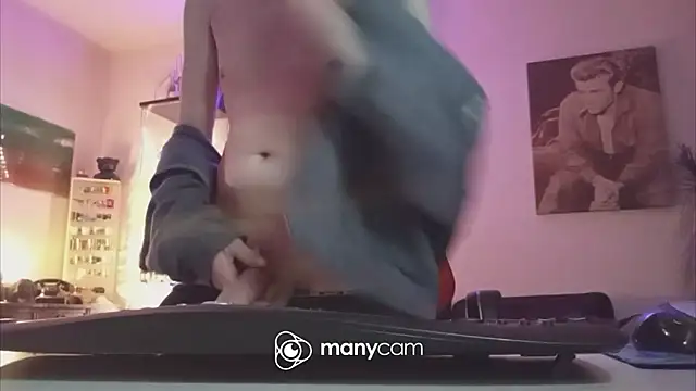 Snapshot of der_dino30 chatting on 14, 1, 2025 der dino30 online show from 14, 1, 2025