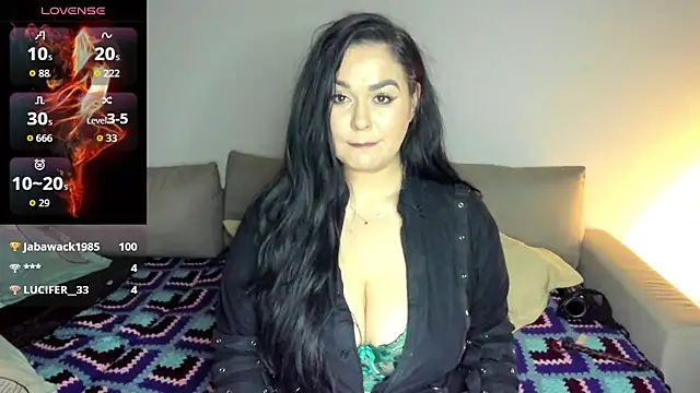 Snapshot of Laura_sinner chatting on 11, 10, 2025 Laura sinner online show from 11, 10, 2025