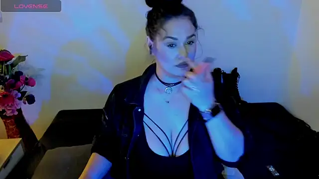 Laura sinner online show from 2, 6, 2026