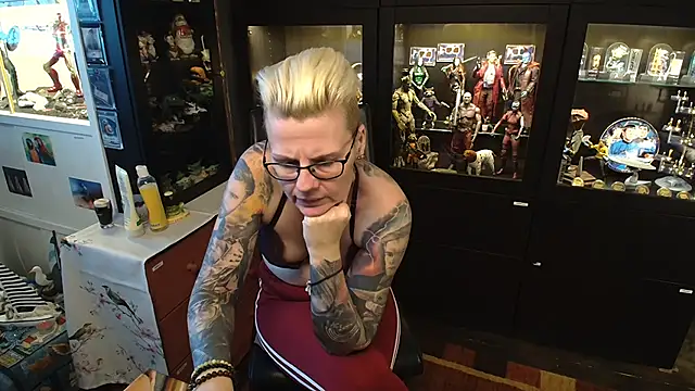 MaryG online show from 22, 1, 2025