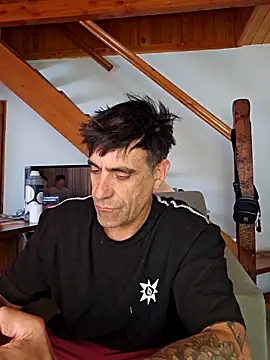 Snapshot of Elnonoykeila77 chatting on 22, 3, 2025 Elnonoykeila77 online show from 22, 3, 2025