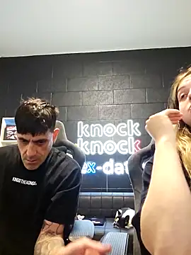 Snapshot of Elnonoykeila77 chatting on 10, 11, 2025 Elnonoykeila77 online show from 10, 11, 2025