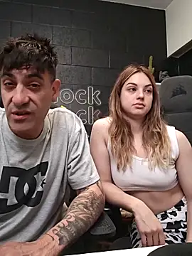 Snapshot of Elnonoykeila77 chatting on 26, 11, 2025 Elnonoykeila77 online show from 26, 11, 2025