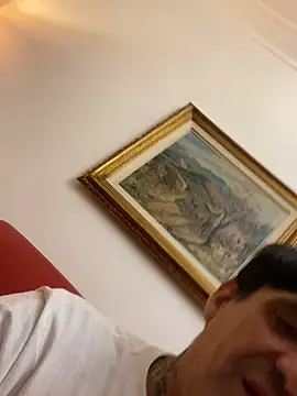 Snapshot of Elnonoykeila77 chatting on 10, 3, 2026 Elnonoykeila77 online show from 10, 3, 2026