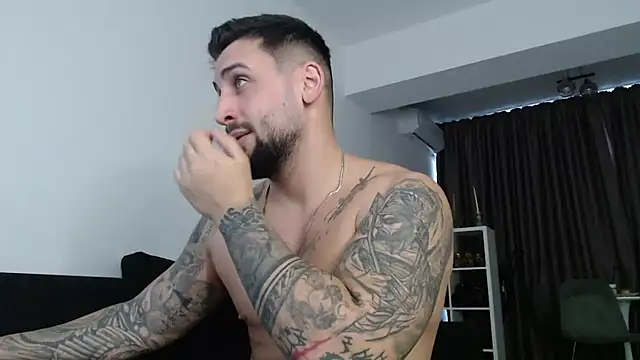  DylanGreen online show from 1, 11, 2025