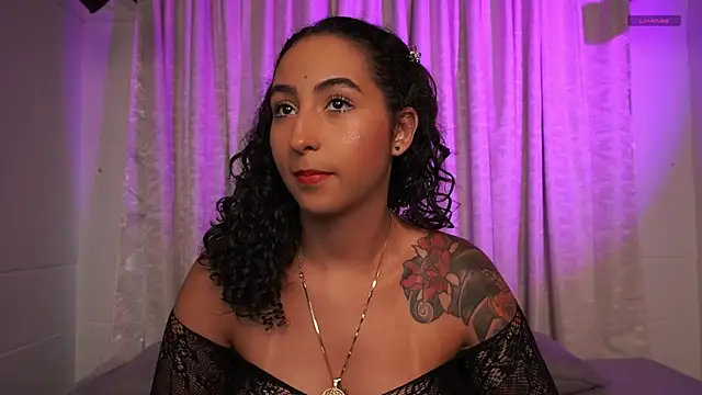 agatha collins  online show from 19, 9, 2025