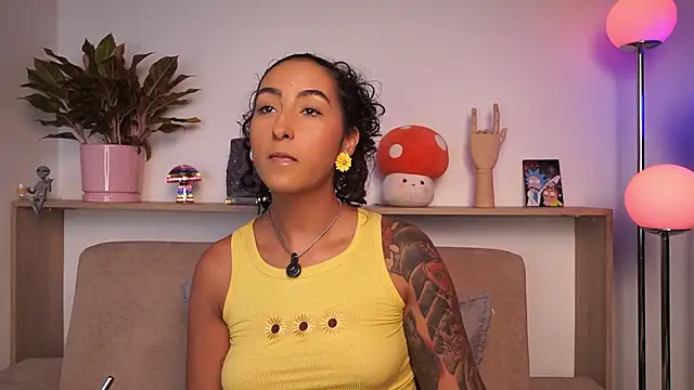 agatha collins  online show from 26, 6, 2026