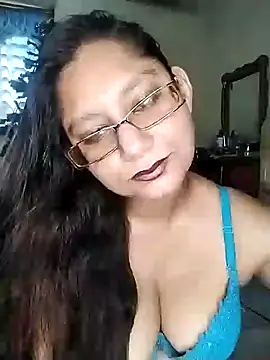 Snapshot of Sivanija_21 chatting on 16, 12, 2024 Sivanija 21 online show from 16, 12, 2024