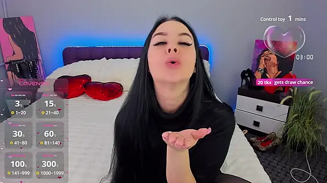 Snapshot of KeiraChoCo chatting on 26, 10, 2025 KeiraChoCo online show from 26, 10, 2025