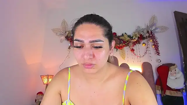 Snapshot of ISABELLASSMITH chatting on 21, 12, 2024 ISABELLASSMITH online show from 21, 12, 2024