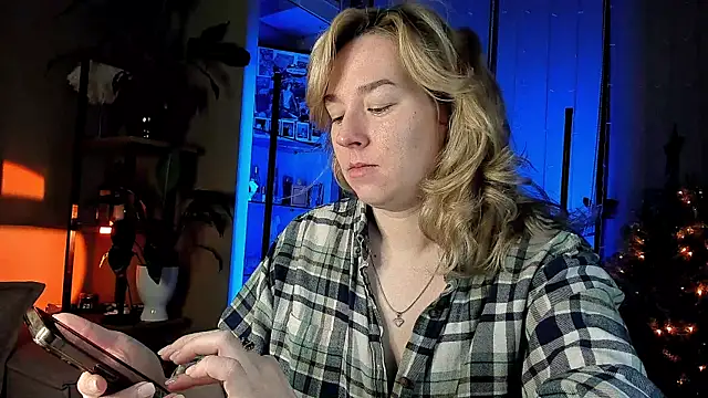 Snapshot of 5_in_one chatting on 14, 1, 2025 5 in one online show from 14, 1, 2025