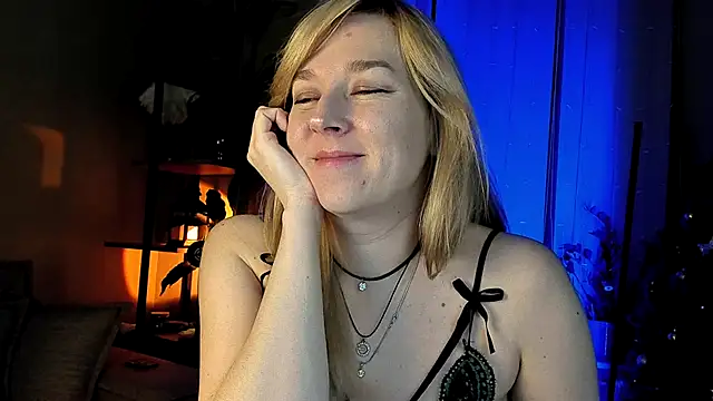 Snapshot of 5_in_one chatting on 3, 2, 2025 5 in one online show from 3, 2, 2025