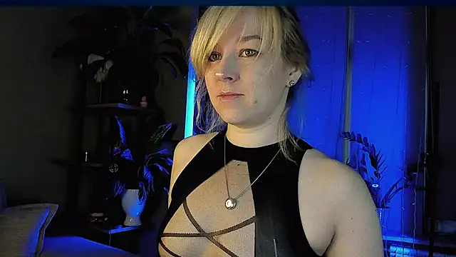 Snapshot of 5_in_one chatting on 22, 3, 2025 5 in one online show from 22, 3, 2025