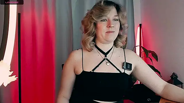 Snapshot of 5_in_one chatting on 24, 2, 2026 5 in one online show from 24, 2, 2026