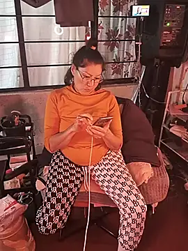 Snapshot of LaInsaciableIntensa chatting on 29, 5, 2026 LaInsaciableIntensa online show from 29, 5, 2026