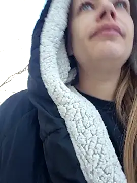 Keli Jessi online show from 9, 2, 2026