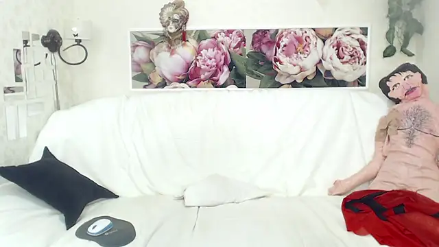 FlaviaSquirts online show from 25, 12, 2024