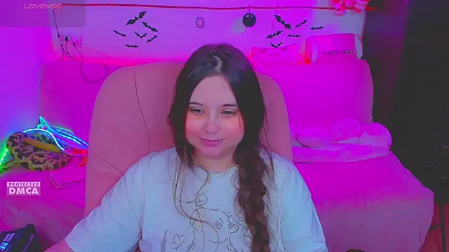 Lolisuccub online show from 26, 4, 2026