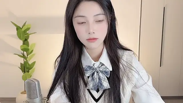 HaagenDazs  online show from 22, 2, 2025