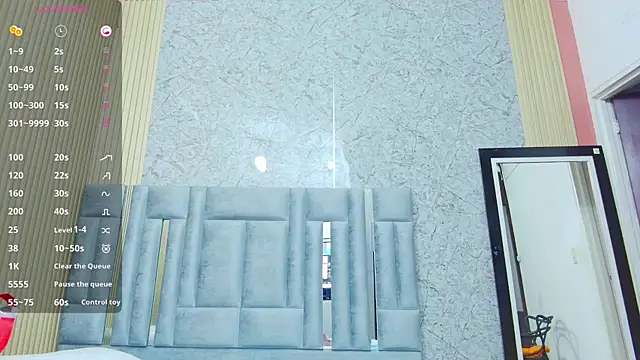 veronicaroose  online show from 9, 9, 2025