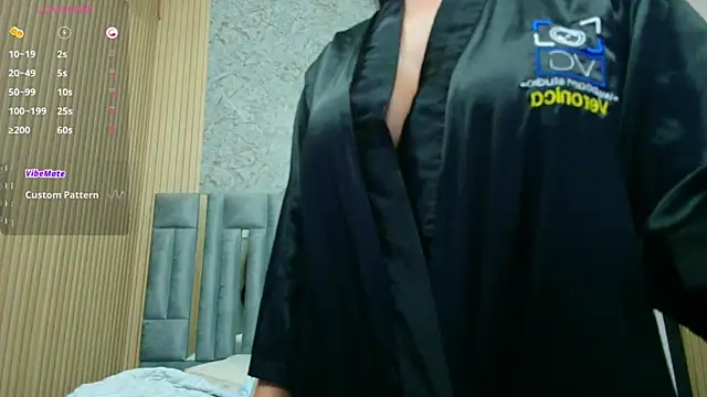 veronicaroose  online show from 29, 9, 2025