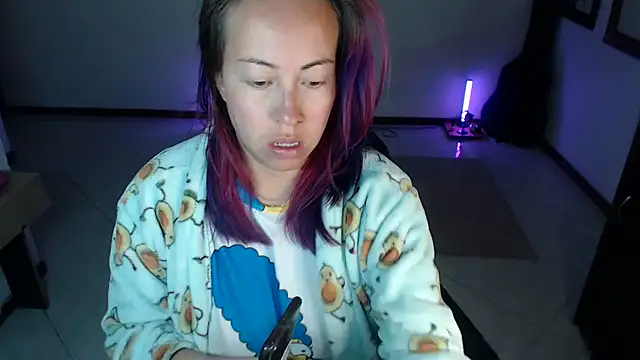 charlottezoe15 online show from 26, 4, 2026