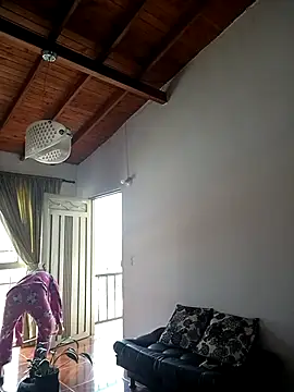 LunaZambrano online show from 15, 2, 2025