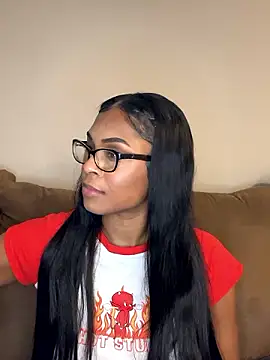 CandyLuxxxx online show from 5, 12, 2024