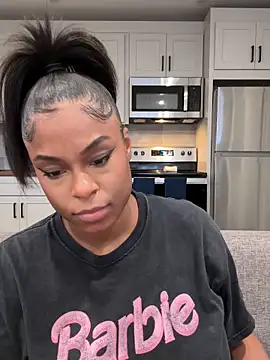 CandyLuxxxx online show from 11, 9, 2025