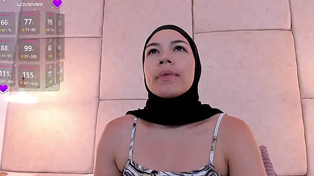 Snapshot of aisha_vs chatting on 3, 2, 2025 aisha vs online show from 3, 2, 2025