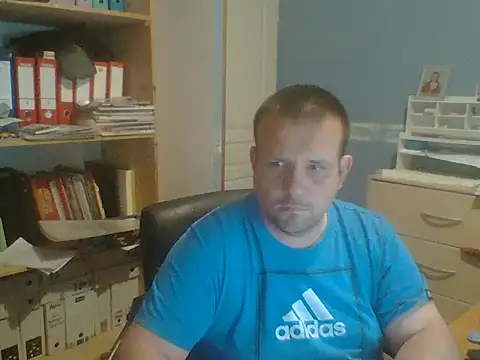 manubm03 online show from 20, 4, 2026