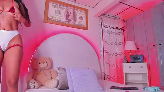 Snapshot of elsalondon chatting on 5, 10, 2025 elsalondon online show from 5, 10, 2025