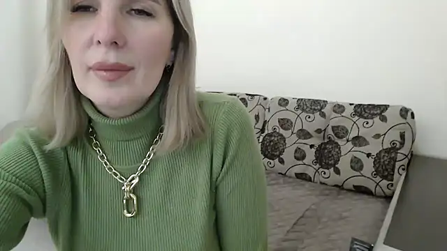 sensualEmilia online show from 25, 10, 2025