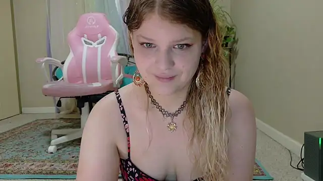 Emihaze online show from 24, 4, 2026