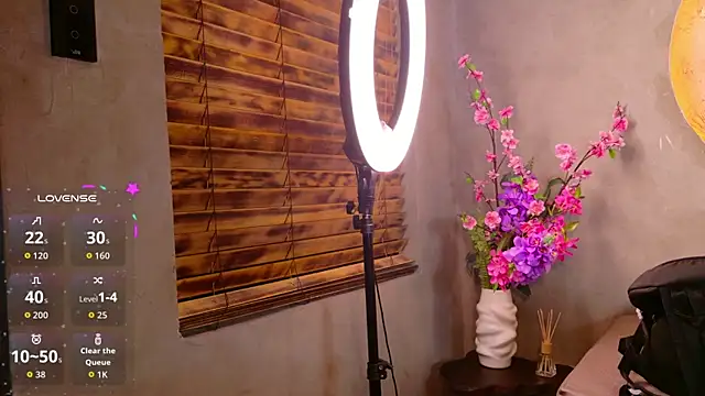 dojacandice online show from 27, 4, 2026