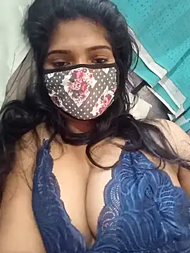 Shreya-Shetty09 online show from 13, 2, 2025