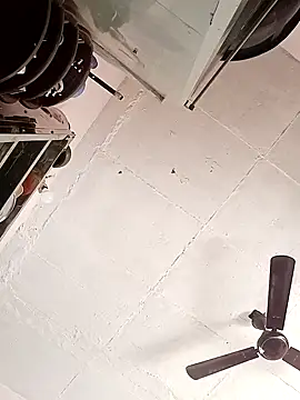 Shreya-Shetty09 online show from 20, 2, 2025