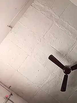 Shreya-Shetty09 online show from 22, 2, 2025