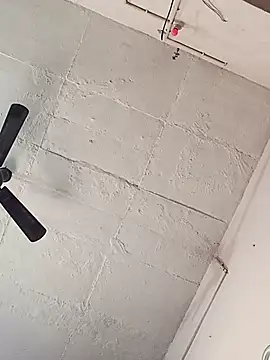 Shreya-Shetty09 online show from 1, 3, 2025