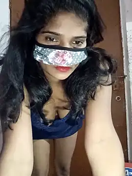 Shreya-Shetty09 online show from 16, 10, 2025