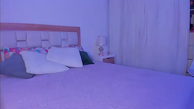 Snapshot of mia_hank chatting on 20, 1, 2025 mia hank online show from 20, 1, 2025