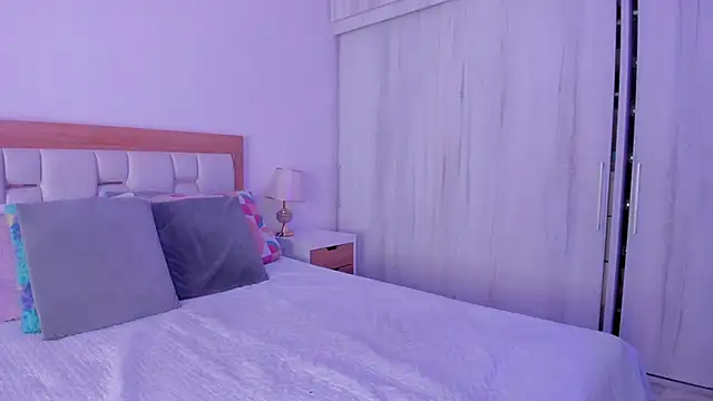 Snapshot of mia_hank chatting on 26, 10, 2025 mia hank online show from 26, 10, 2025