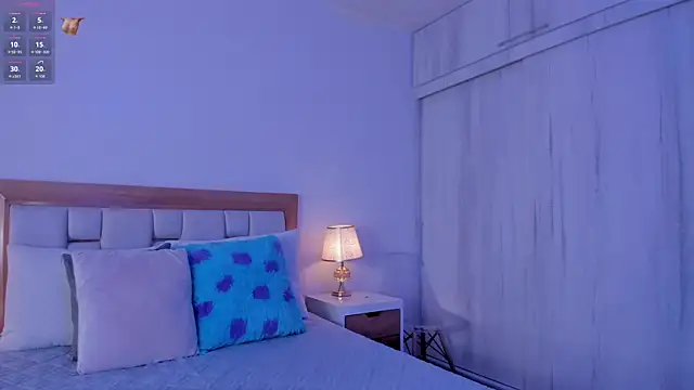 mia hank online show from 30, 4, 2026