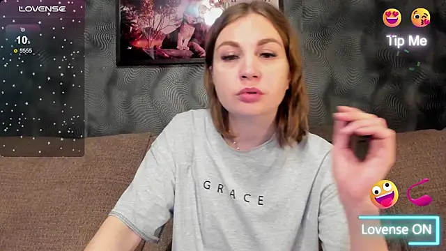CassieMils online show from 8, 6, 2026